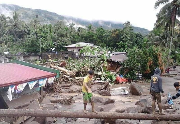 Lutheran World Relief aids families affected by Typhoon Tembin in the Philippines