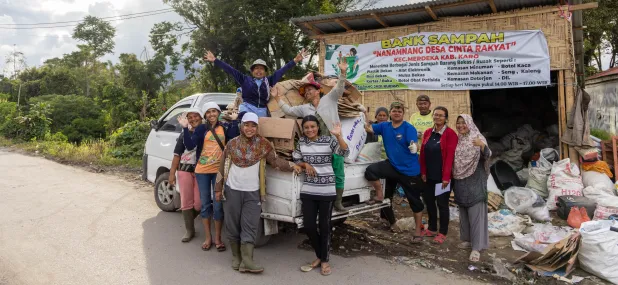 Lutheran World Relief and Starbucks Foundation partner to improve living conditions in Indonesian coffee-growing communities